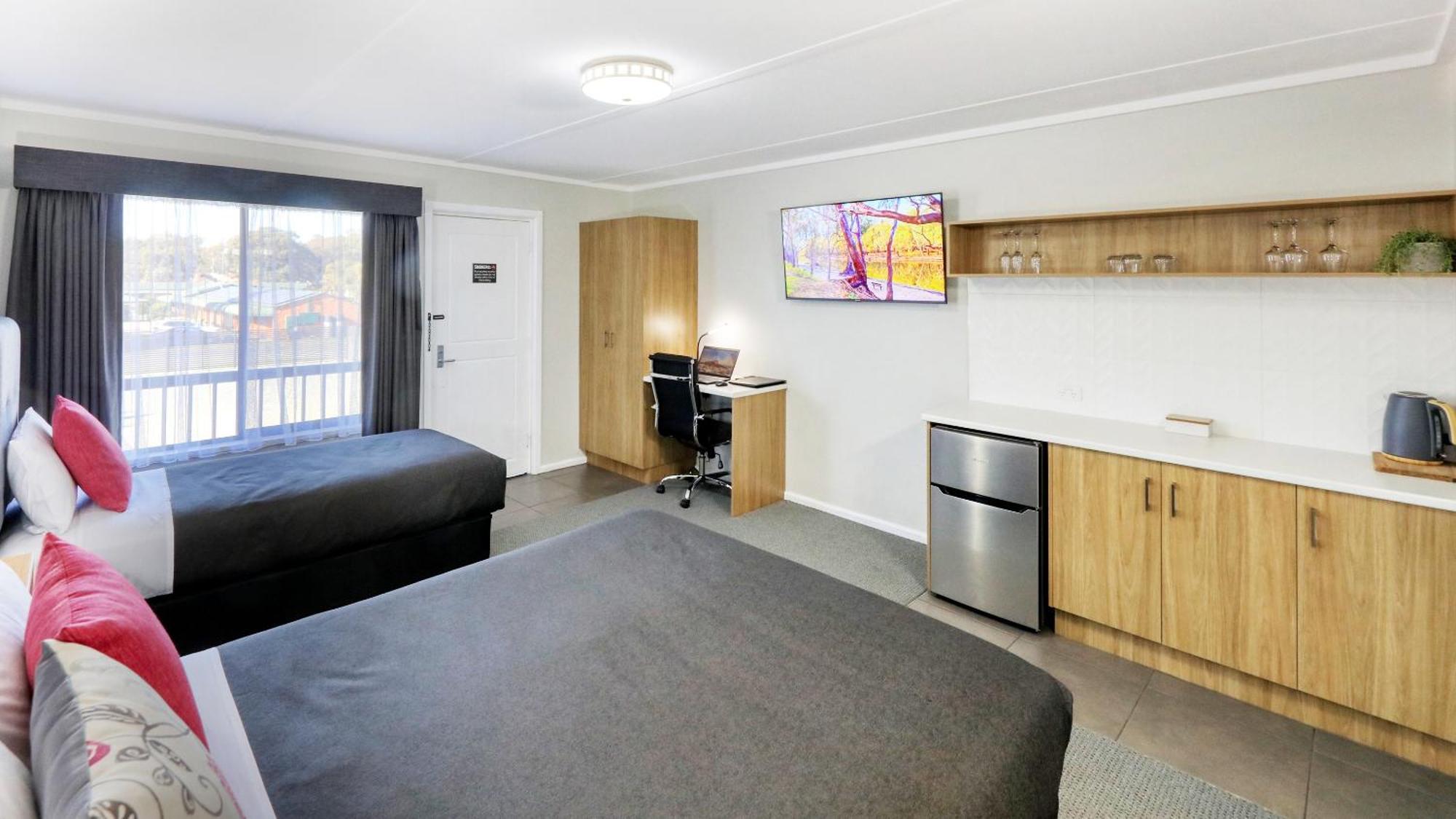 Deniliquin Motel Экстерьер фото