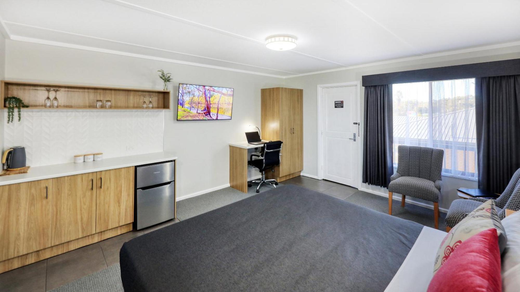 Deniliquin Motel Экстерьер фото